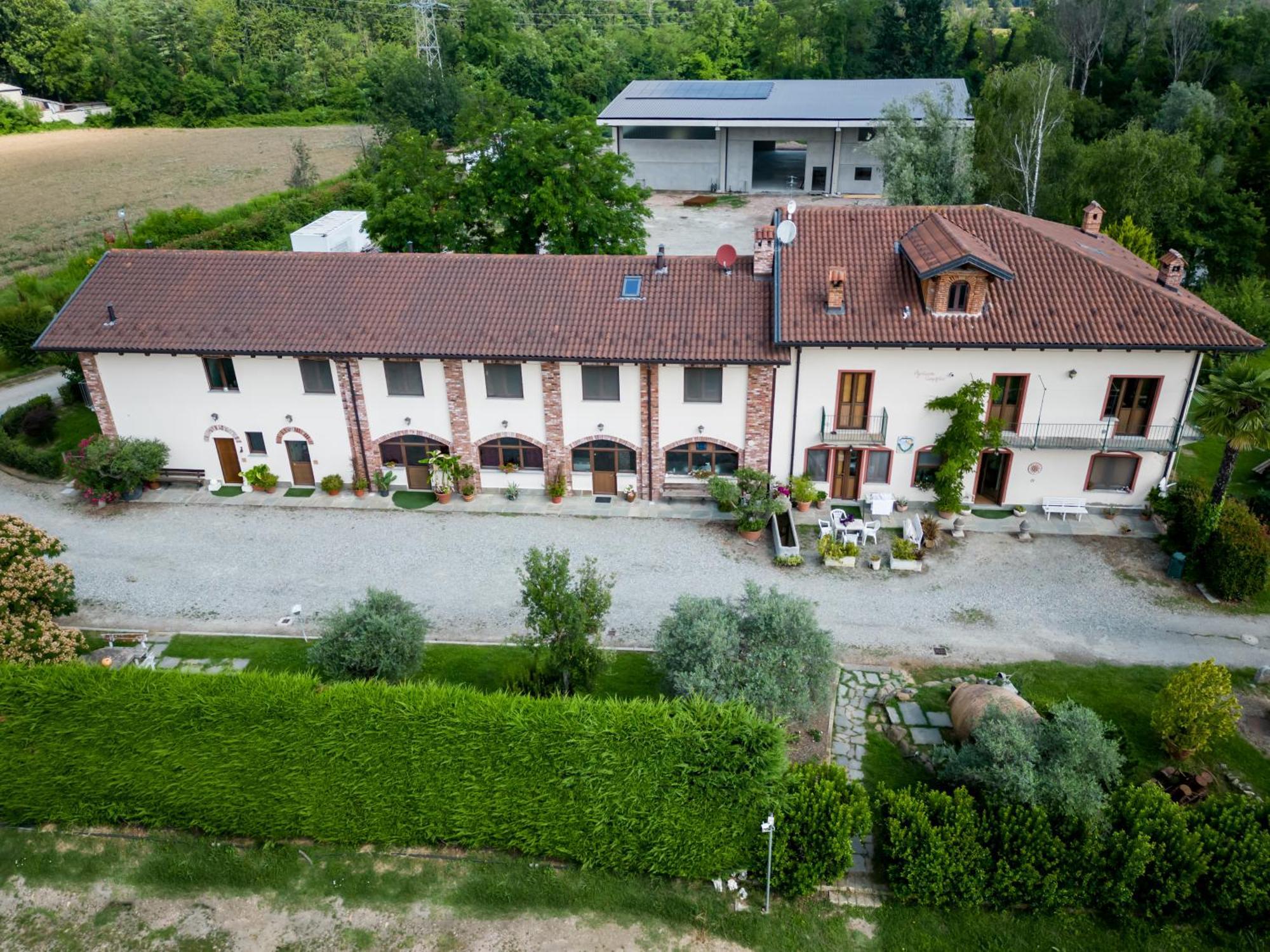 Agriturismo Parco Campofelice Lombardore Exterior photo